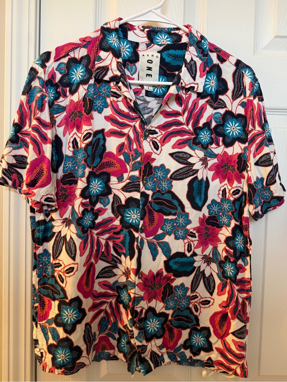 Men’s Hawaiian floral button-up, by Aero, size small